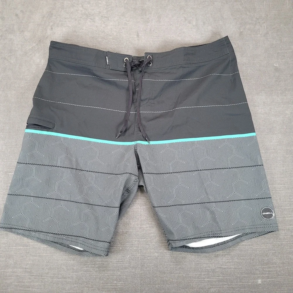 ONeill Hyperfreak Mens Board Shorts Size 36 Black Gray Geometric Striped